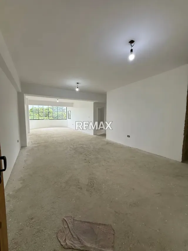 EN VENTA APARTAMENTO EN LA URBANIZACIÓN SAN ISIDRO MARACAY - 4