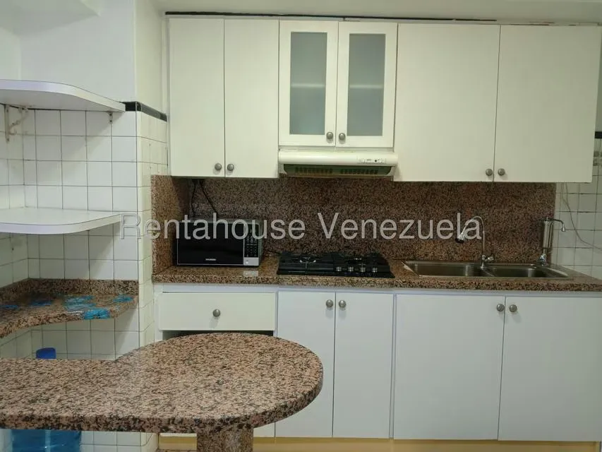 Apartamento (1 Nivel) en Venta en El Marques, Distrito Metropolitano - 4