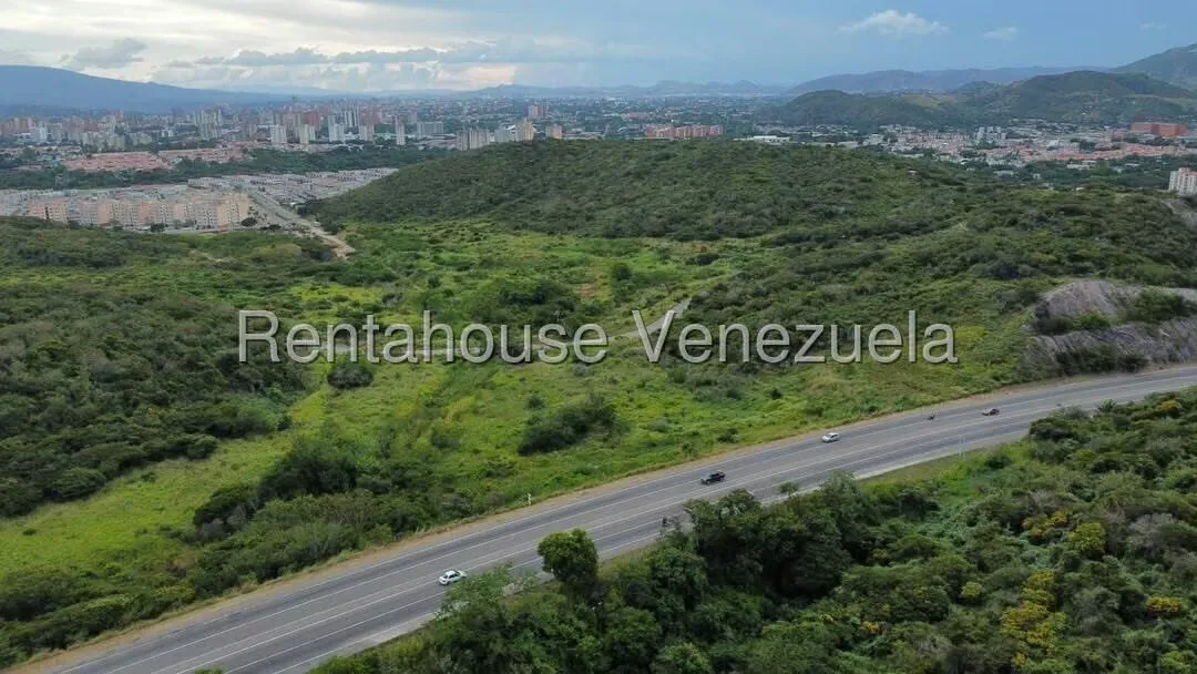 Terreno (Comercial) en Venta en Parroquia Santa Rosa, Lara - 4