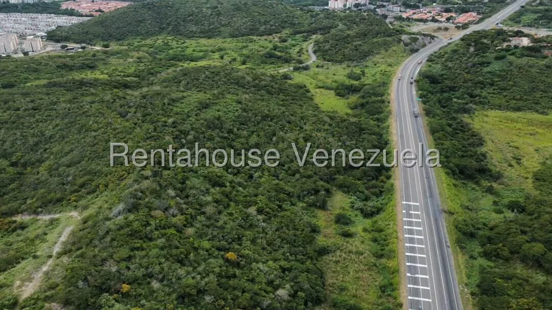 Terreno (Comercial) en Venta en Parroquia Santa Rosa, Lara - 6