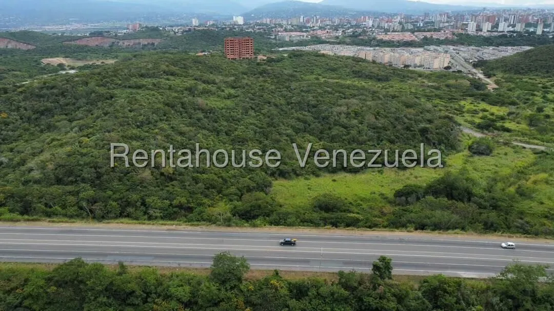 Terreno (Comercial) en Venta en Parroquia Santa Rosa, Lara - 8