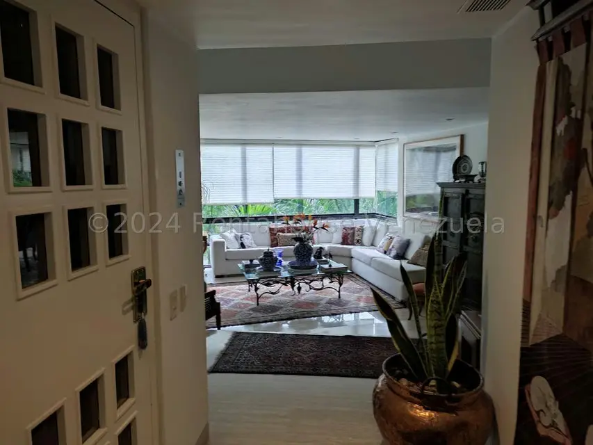 Apartamento (1 Nivel) en Venta en Lomas de La Lagunita, Distrito Metropolitano - 2