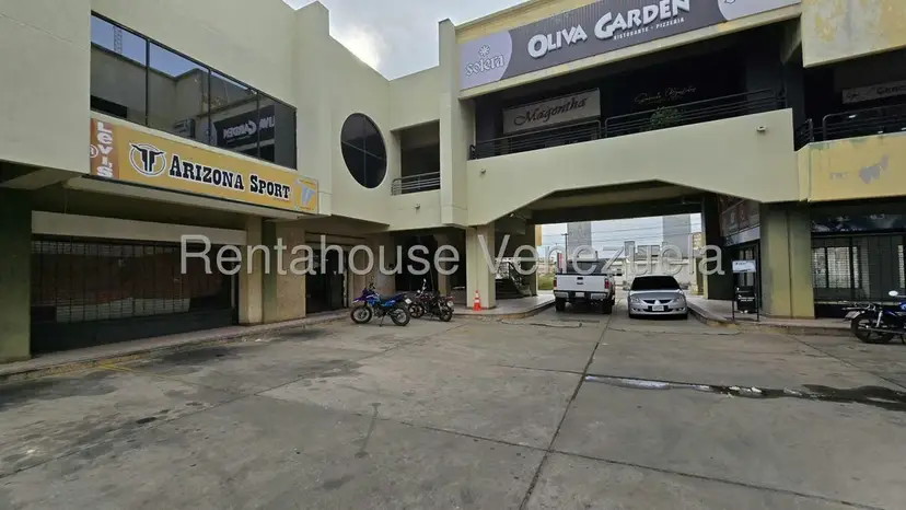 Comercial (Local Comercial) en Alquiler en Avenida Bolivar, Zulia
