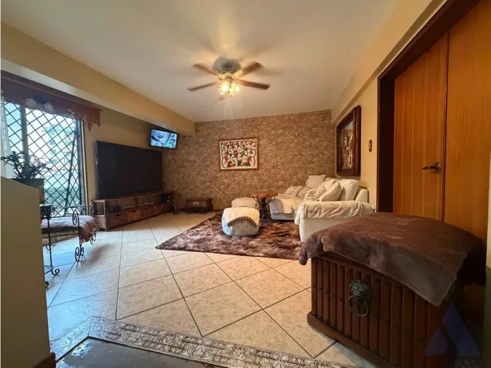 Vendo casa bifamiliar 692m2 El Marques 9739 - 3