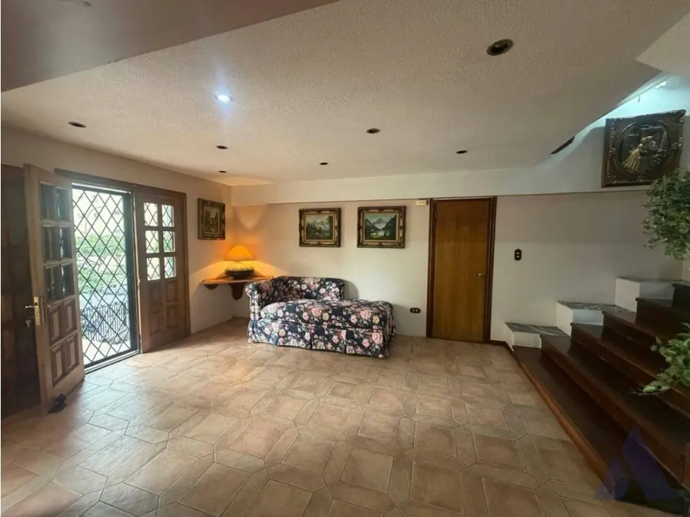 Vendo casa bifamiliar 692m2 El Marques 9739 - 10