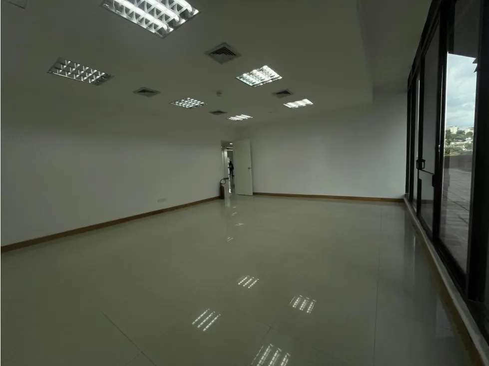 ALQUILER DE OFICINA EN URBANIZACIÓN LAS MERCEDES, MUNICIPIO BARUTA - 14