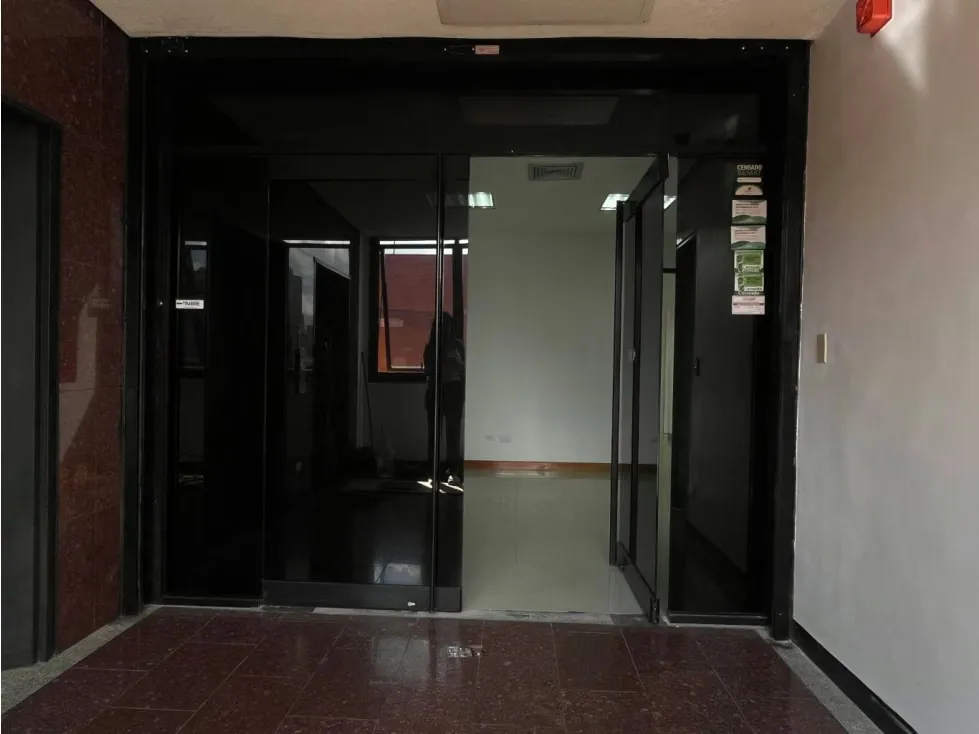 ALQUILER DE OFICINA EN URBANIZACIÓN LAS MERCEDES, MUNICIPIO BARUTA - 7