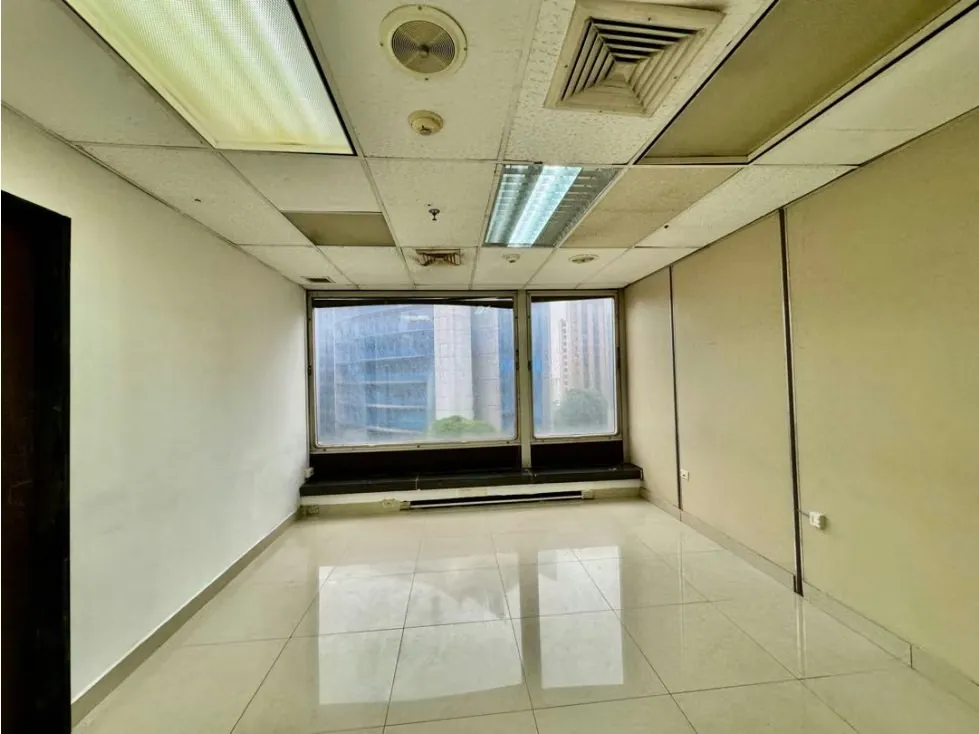 Se vende oficina 245m2 El Rosal - 9