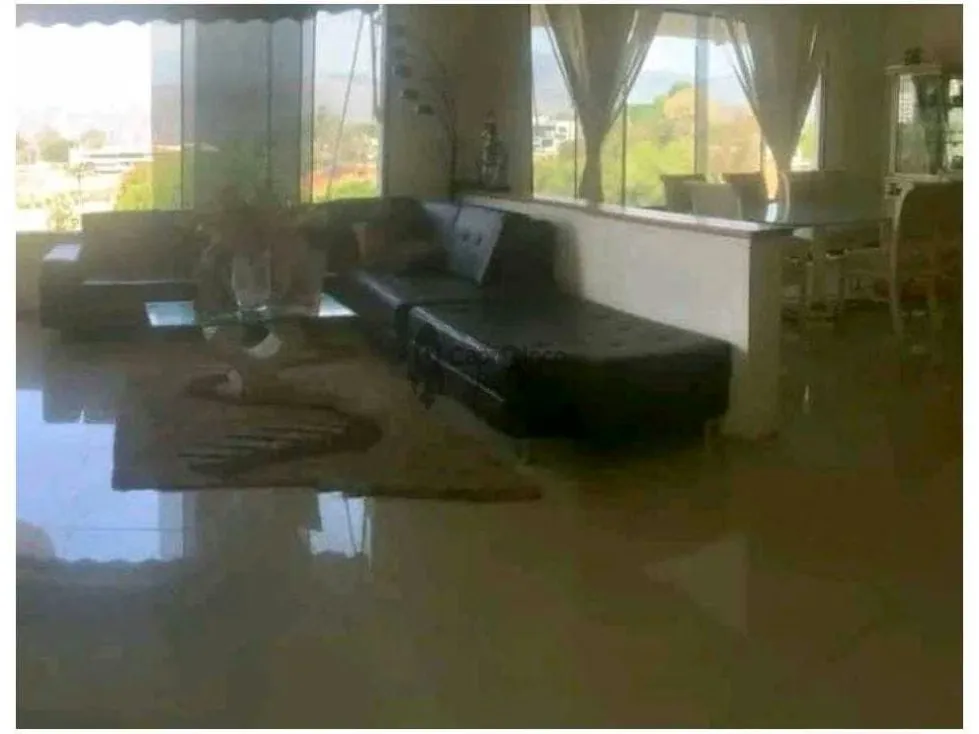 Se vende Casa en Altos de Guataparo hermosa vista a los campos de golf - 2