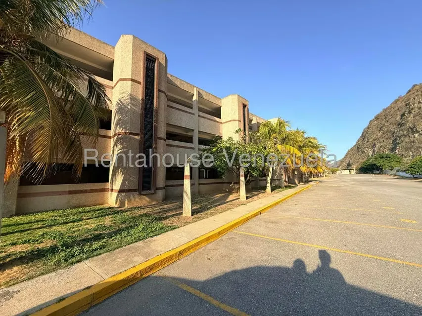 Apartamento (1 Nivel) en Alquiler en Tanaguarena, Vargas - 25