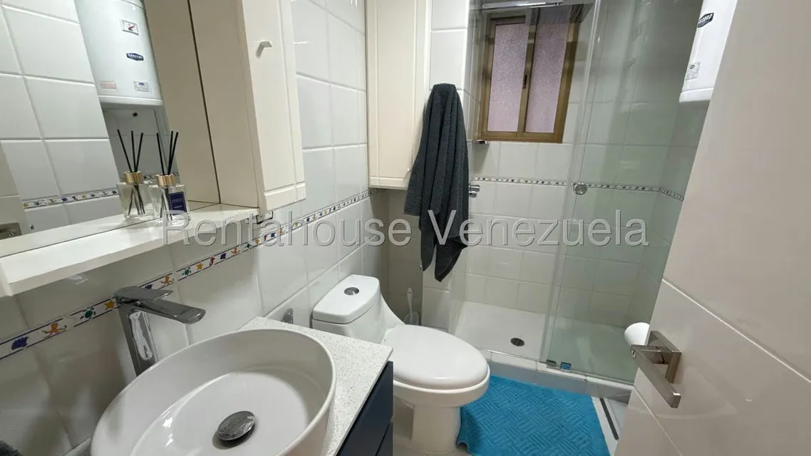Apartamento (1 Nivel) en Alquiler en Tanaguarena, Vargas - 10