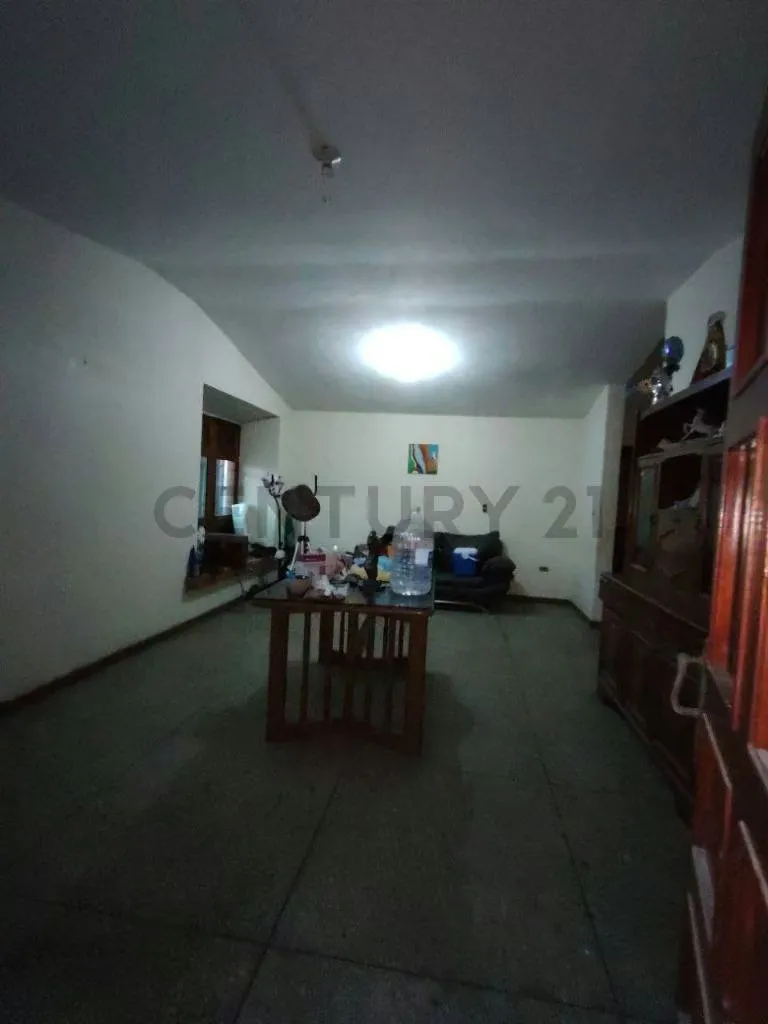 Casa-Quinta de 420 m² con Galpón y Pozo Propio - 9