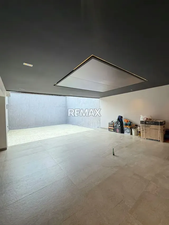 En Venta Casa en el Trigal Centro - Calle cerrada con vigilancia las 24 horas - 16