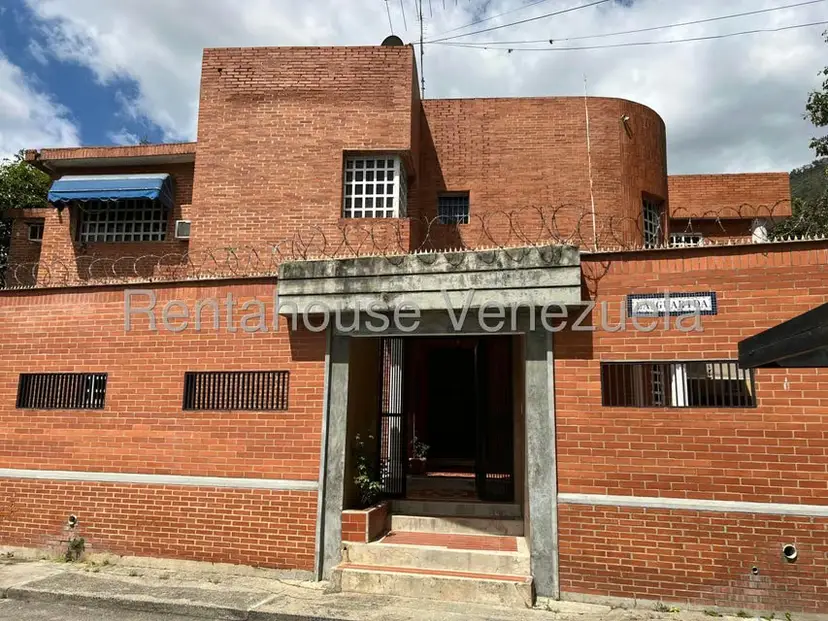 Casa (Duplex) en Venta en La Florida, Distrito Metropolitano
