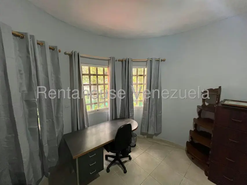 Casa (Duplex) en Venta en La Florida, Distrito Metropolitano - 11