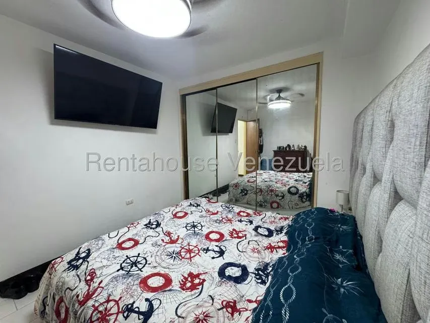 Apartamento (1 Nivel) en Venta en La Urbina, Distrito Metropolitano - 32