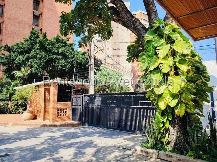 Apartamento (1 Nivel) en Venta en La Lago, Zulia