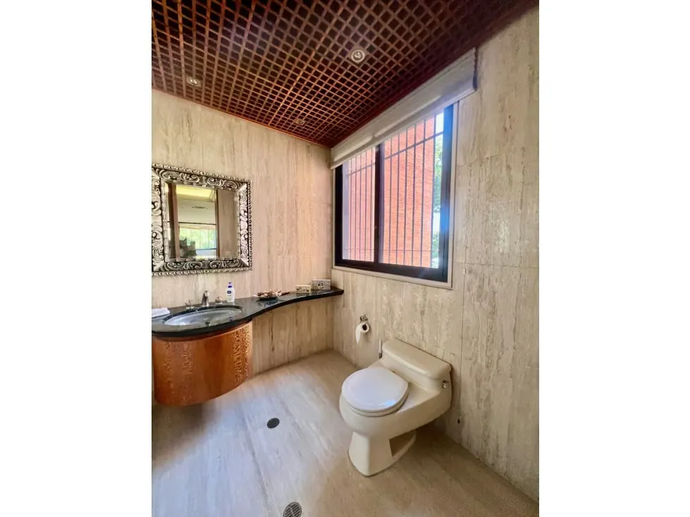 Se vende Ph 580m2 Los Palos Grandes 9552 - 4