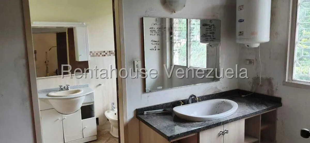 Casa (Multipes Niveles) en Venta en Prados del Este, Distrito Metropolitano - 15