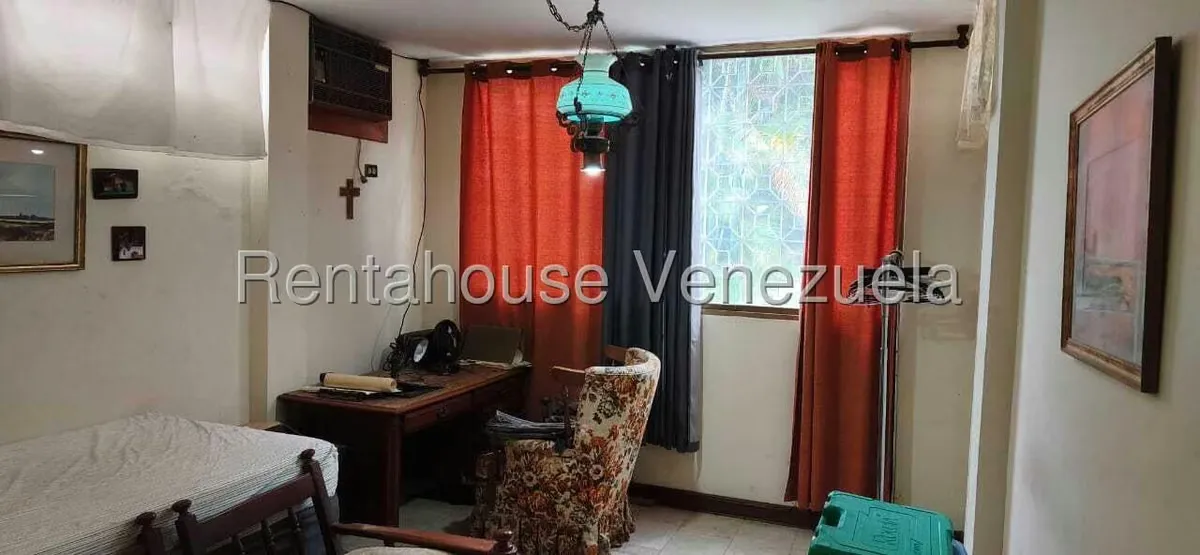 Casa (Multipes Niveles) en Venta en Prados del Este, Distrito Metropolitano - 20