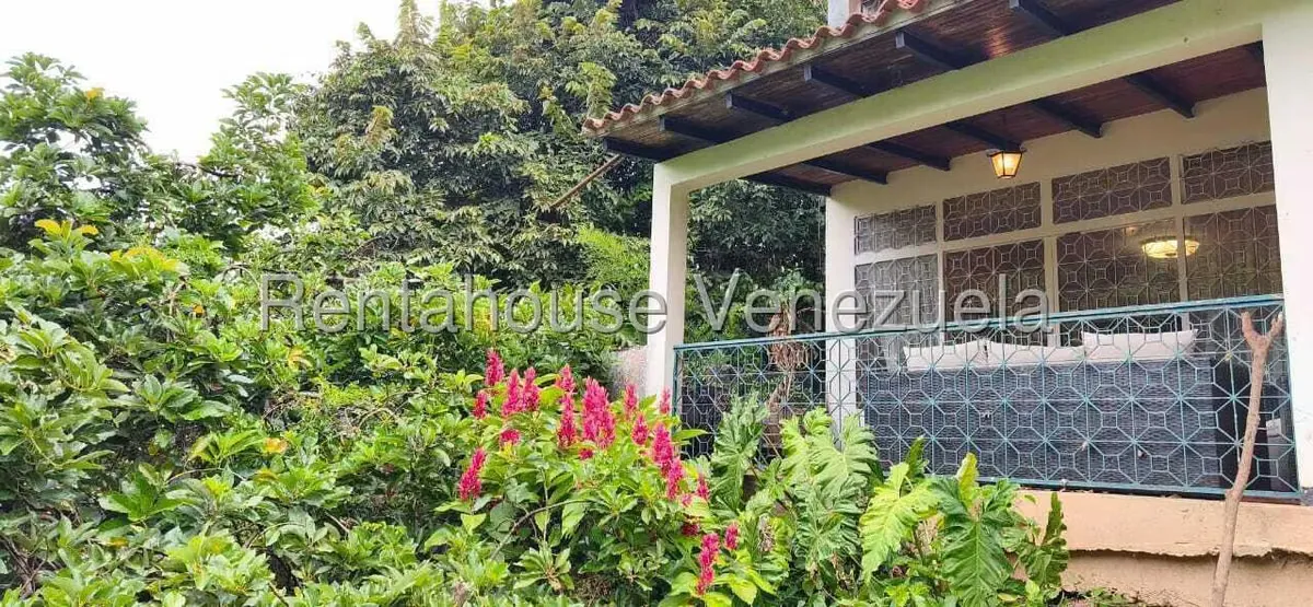 Casa (Multipes Niveles) en Venta en Prados del Este, Distrito Metropolitano - 24