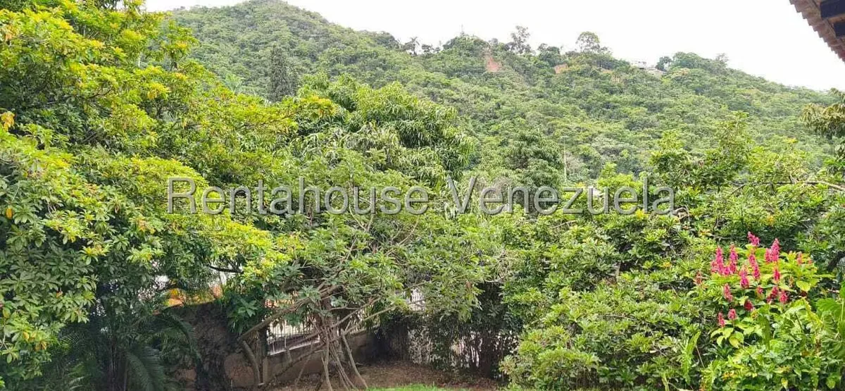 Casa (Multipes Niveles) en Venta en Prados del Este, Distrito Metropolitano - 33