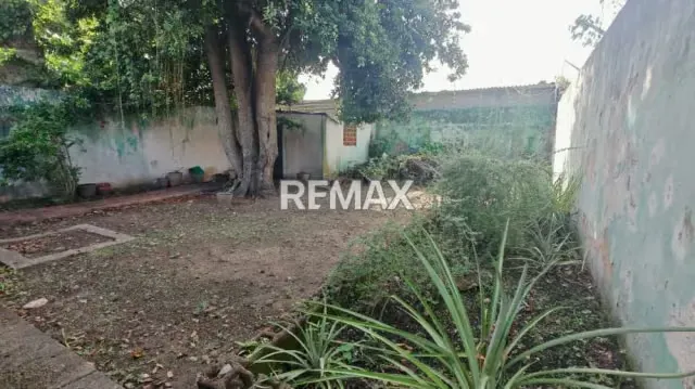 Te invito a descubrir esta exclusiva Casa de esquina tipo Quinta en venta, situada en el Sector Brisas del Orinoco, al lado del Colegio Paula BASTARDO - 5