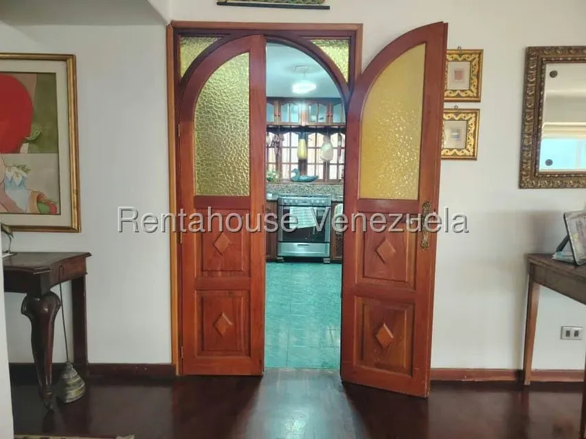 Apartamento (1 Nivel) en Alquiler en La Tahona, Distrito Metropolitano - 9