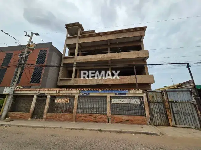 EDIFICIO CORPORATIVO BLINDADO Y CON PROPIEDADES ANTISISMICAS EN VENTA EXCELENTE OPORTUNIDAD DE INVERSION EN MARACAIBO