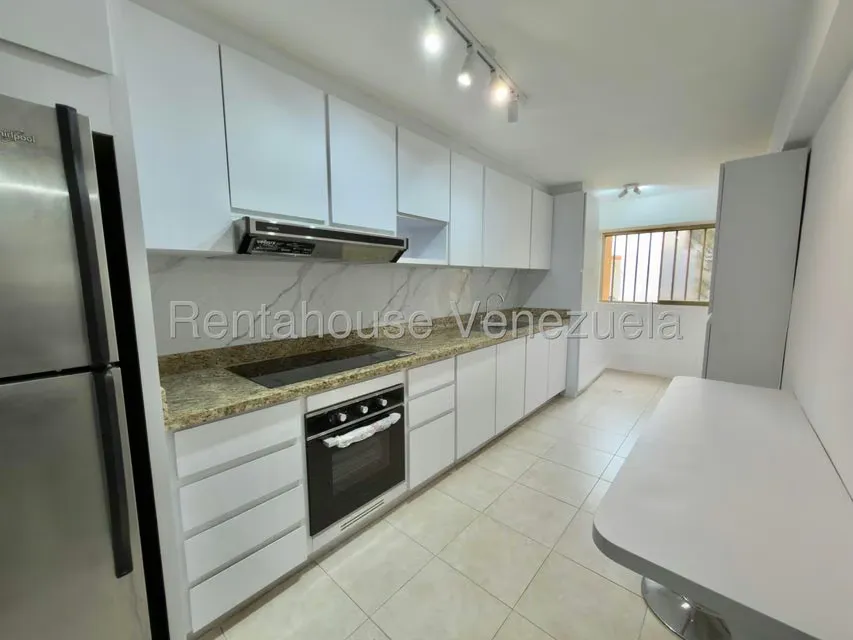 Apartamento (1 Nivel) en Alquiler en Los Naranjos del Cafetal, Distrito Metropolitano - 9