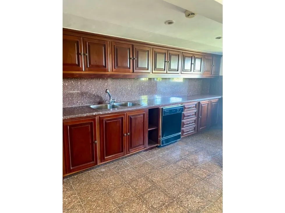 Se vende casa 2000m2 Alto Hatillo 7365 - 8