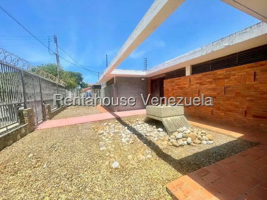 Casa (1 Nivel) en Venta en Santa Fe, Falcon - 2