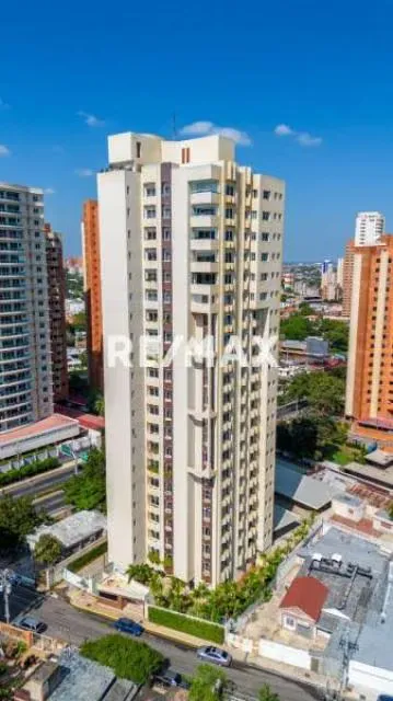 VENTA APARTAMENTO EDIFICIO RES. ORINOKIA