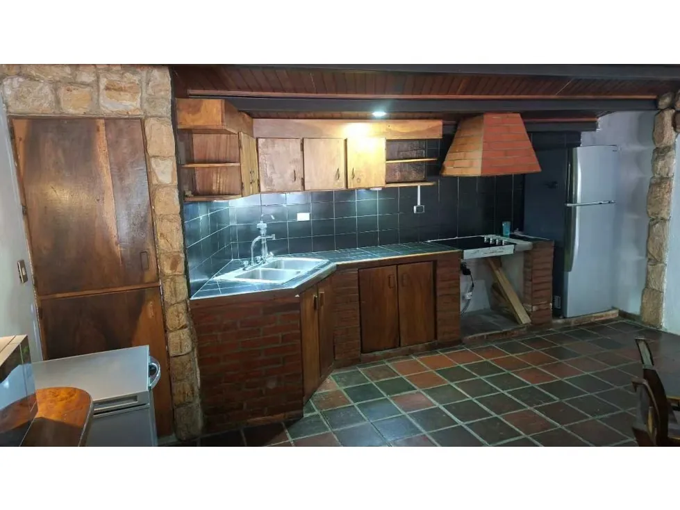 Alquilo anexo 300m2 La Union 3851 - 11