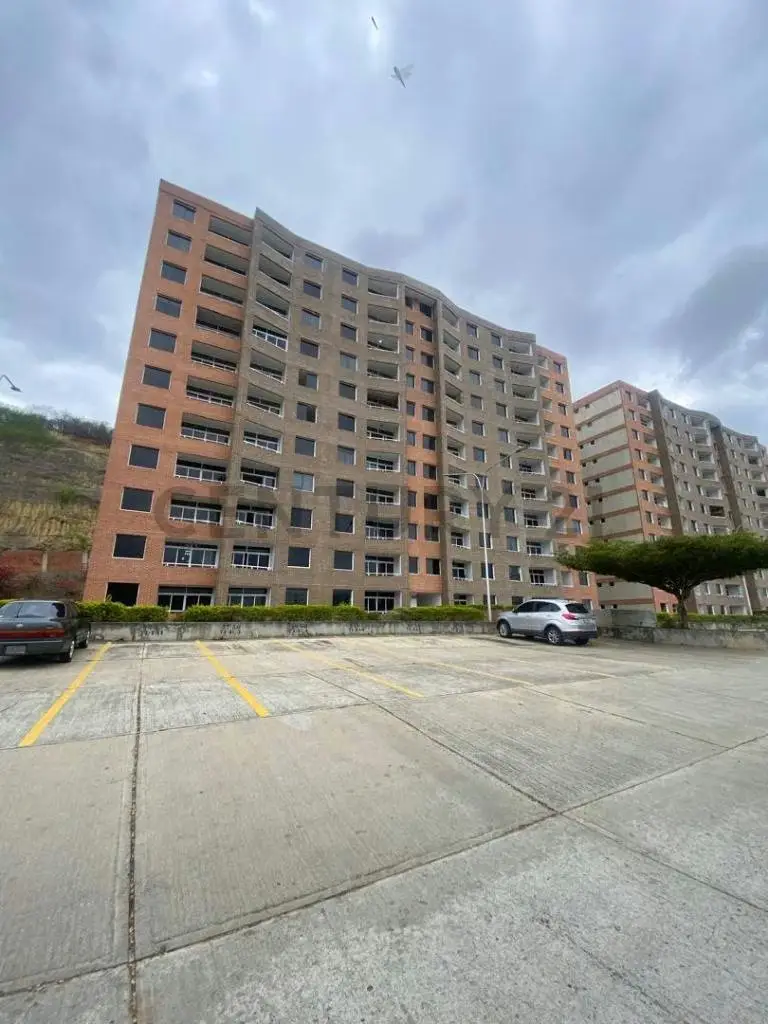 Tu independencia empieza en estos 64 m² en Charallave.