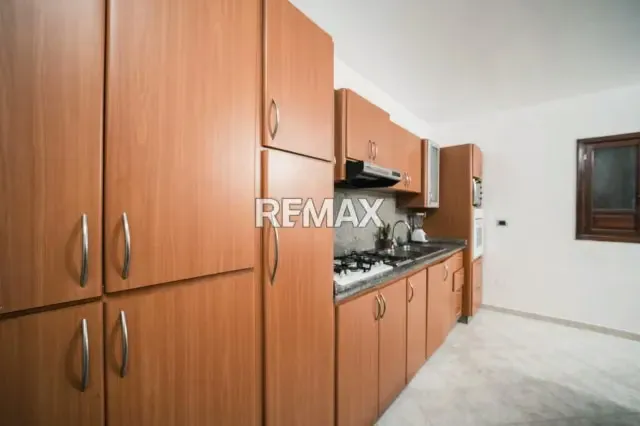 Apartoquinta Planta Baja en Venta, con Patio - 2