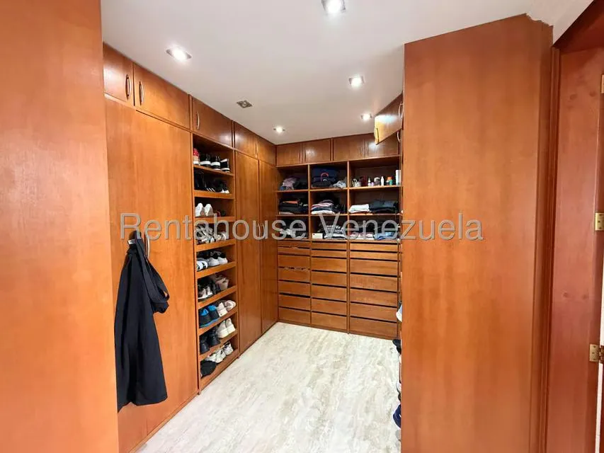 Apartamento (1 Nivel) en Venta en Escampadero, Distrito Metropolitano - 27