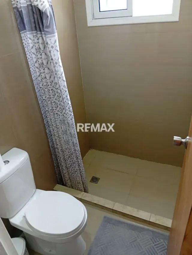 EN VENTA APARTAMENTO RES. MONREALE URB. LAS CHIMENEAS - 11