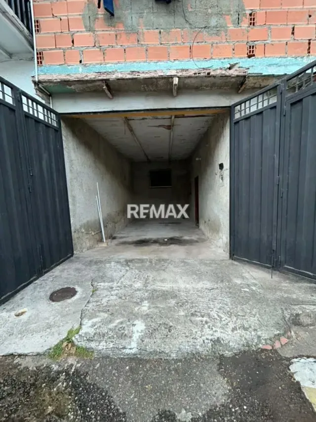 CASA EN VENTA EN BARRIO SAN PEDRO