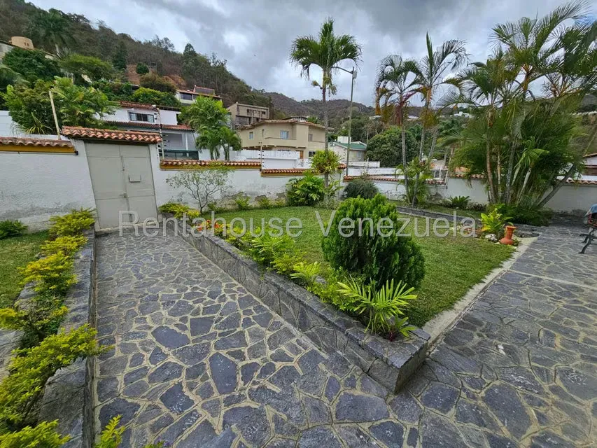 Casa (Multipes Niveles) en Venta en Prados del Este, Distrito Metropolitano - 46