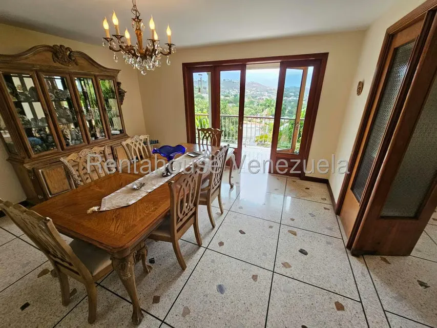 Casa (Multipes Niveles) en Venta en Prados del Este, Distrito Metropolitano - 8