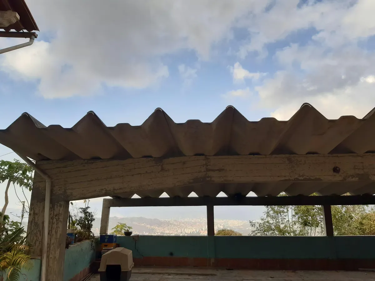 VENTA CASA SAN ANTONIO DE LOS ALTOS 261 m2 4h+s/4b+s/10p - 14