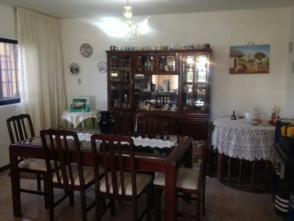 VENTA CASA SAN ANTONIO DE LOS ALTOS 261 m2 4h+s/4b+s/10p - 3