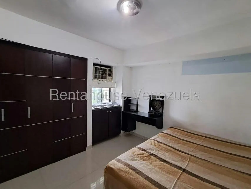 Apartamento (1 Nivel) en Alquiler en La Granja, Carabobo - 12