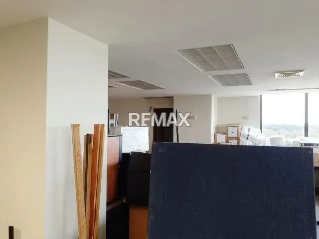 EN VENTA OFICINA UBICADA EN LA TORRE JUANICO, MATURÍN-MONAGAS - 2