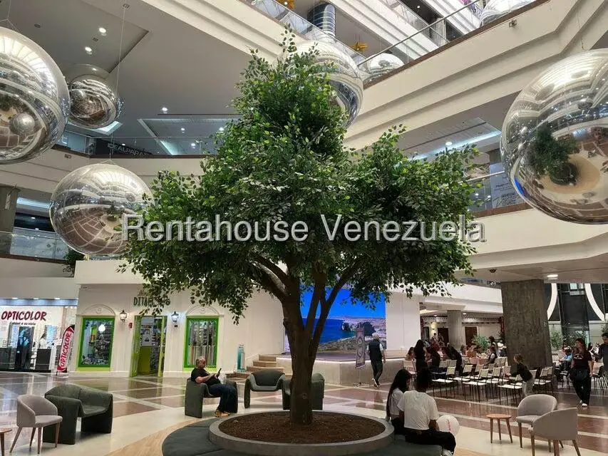 Local Comercial en Venta en La Lagunita Country Club, Distrito Metropolitano