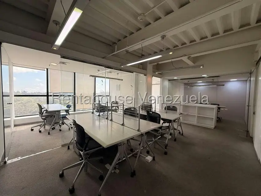 Local Comercial en Venta en La Lagunita Country Club, Distrito Metropolitano - 2