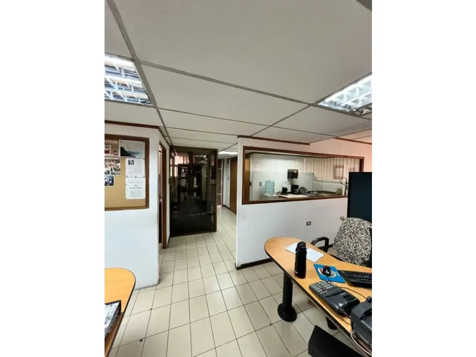 Vendo edificio industrial 1900m2 La Urbina 9407 - 12