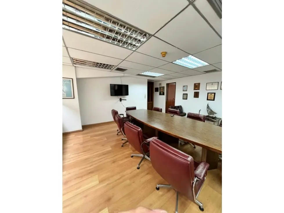 Vendo edificio industrial 1900m2 La Urbina 9407 - 28