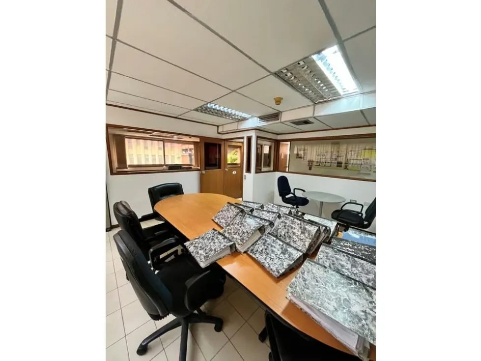 Vendo edificio industrial 1900m2 La Urbina 9407 - 6